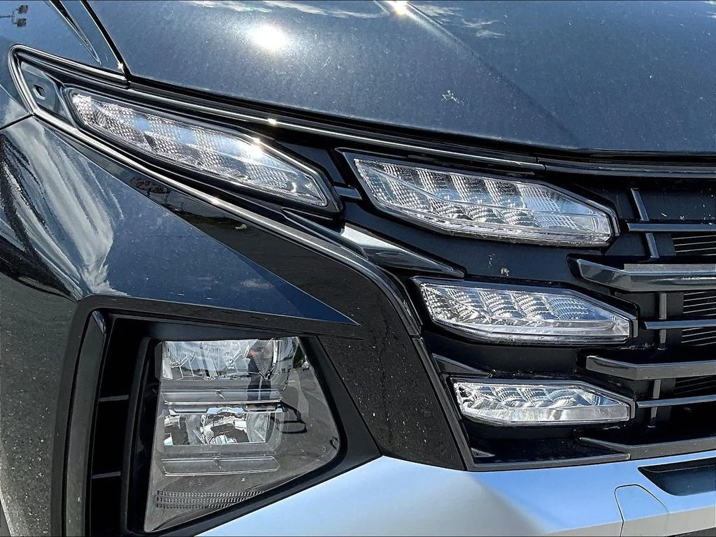 New 2026 Gray Hyundai SEL image 33