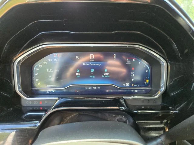 Used 2025 White Chevrolet LT image 33