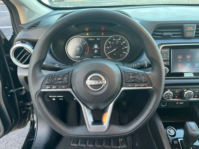 Used 2025 Black Nissan 1.6 SV image 18