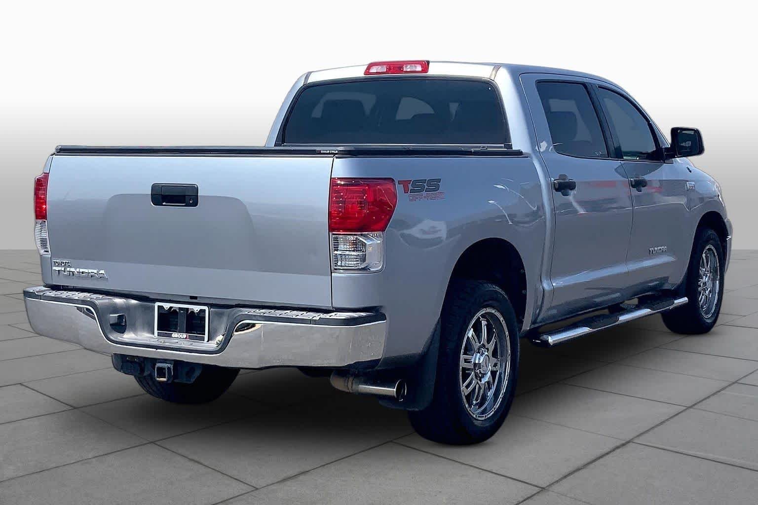 Used 2013 Silver Sky Metallic Toyota  image 13