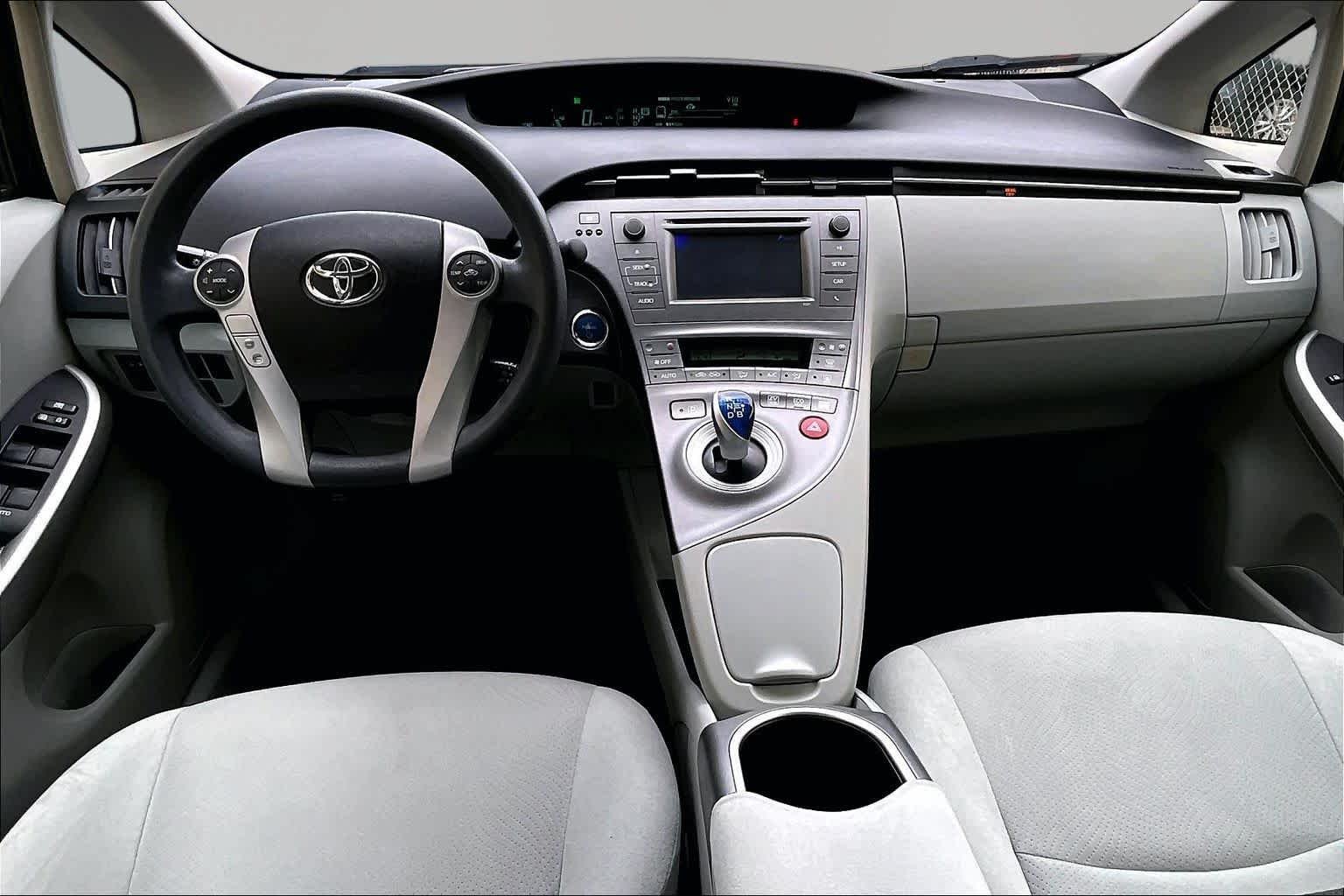 Used 2013 Classic Silver Metallic Toyota Two image 16