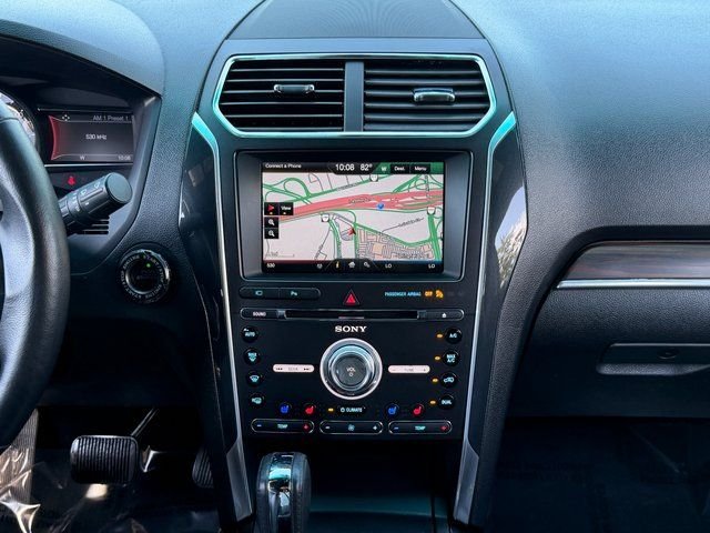 Used 2016 Blue Ford Limited image 5