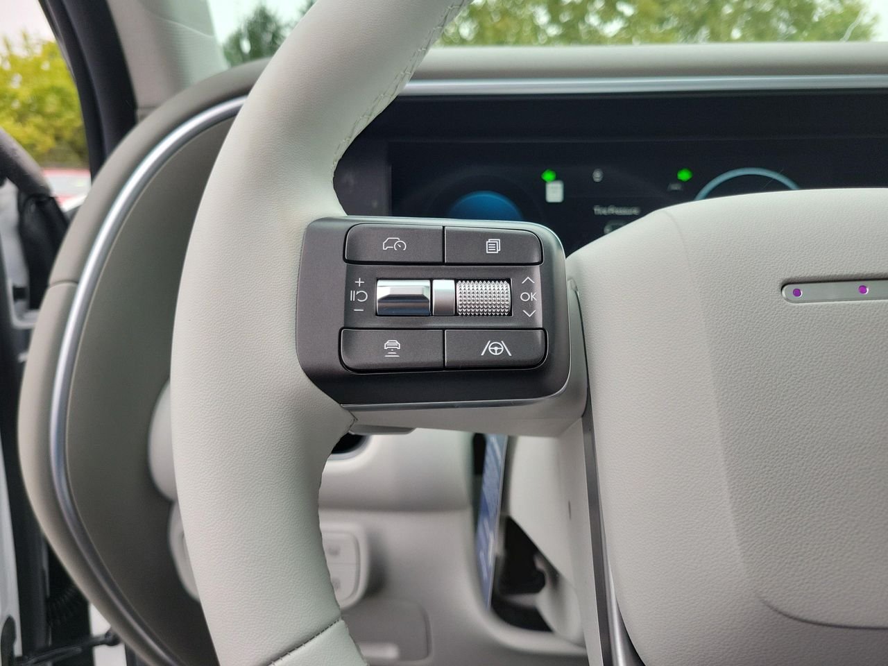 New 2027 Creamy White Pearl Hyundai SEL Premium AWD image 23