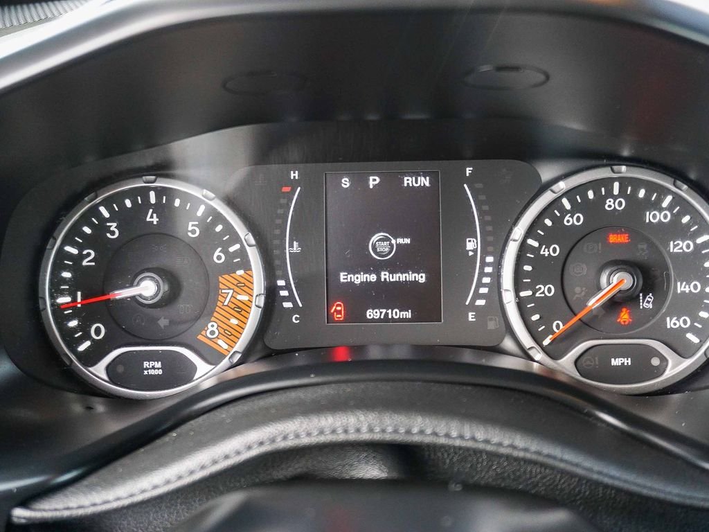 Used 2021 Red Jeep Sport image 22