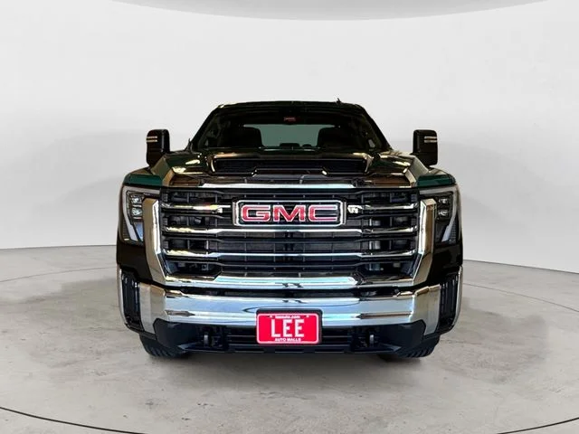New 2026  GMC SLE image 9