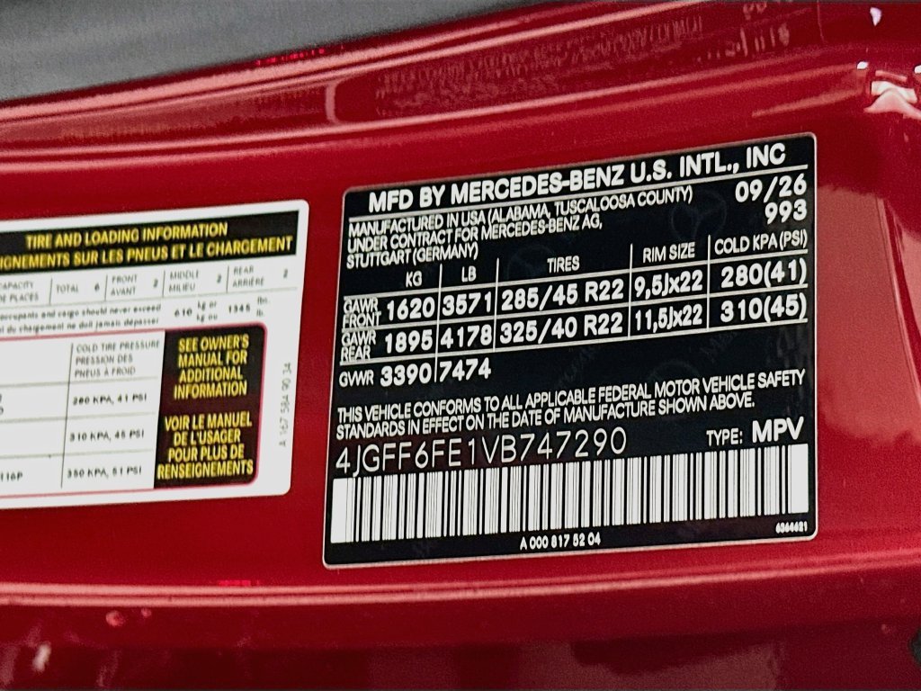 New 2027 MANUFAKTUR Patagonia Red Metallic Mercedes-Benz GLS 450 image 68