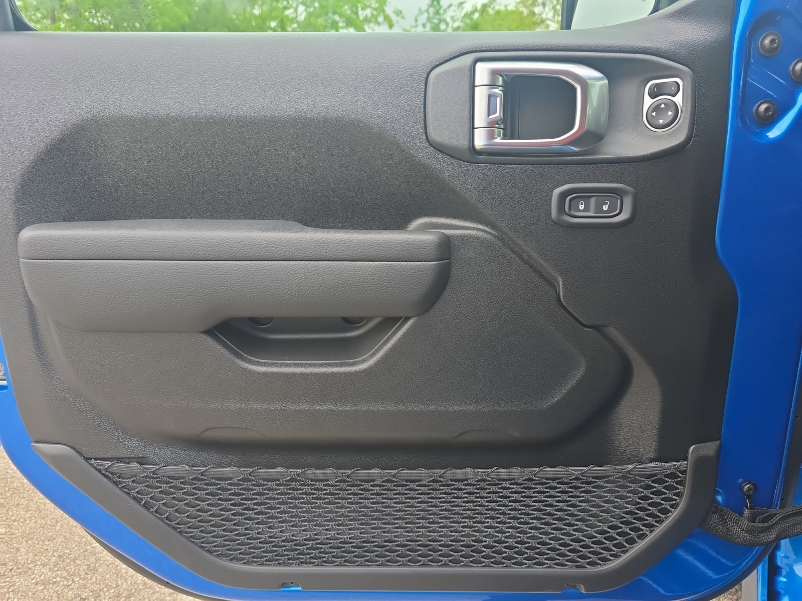 New 2026 Hydro Blue Pearlcoat Jeep Willys image 28