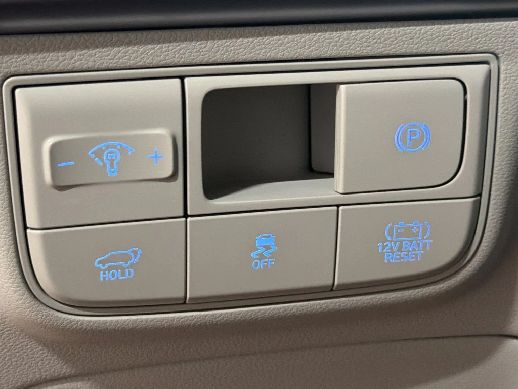 New 2026 Ecotronic Gray Hyundai SEL image 27