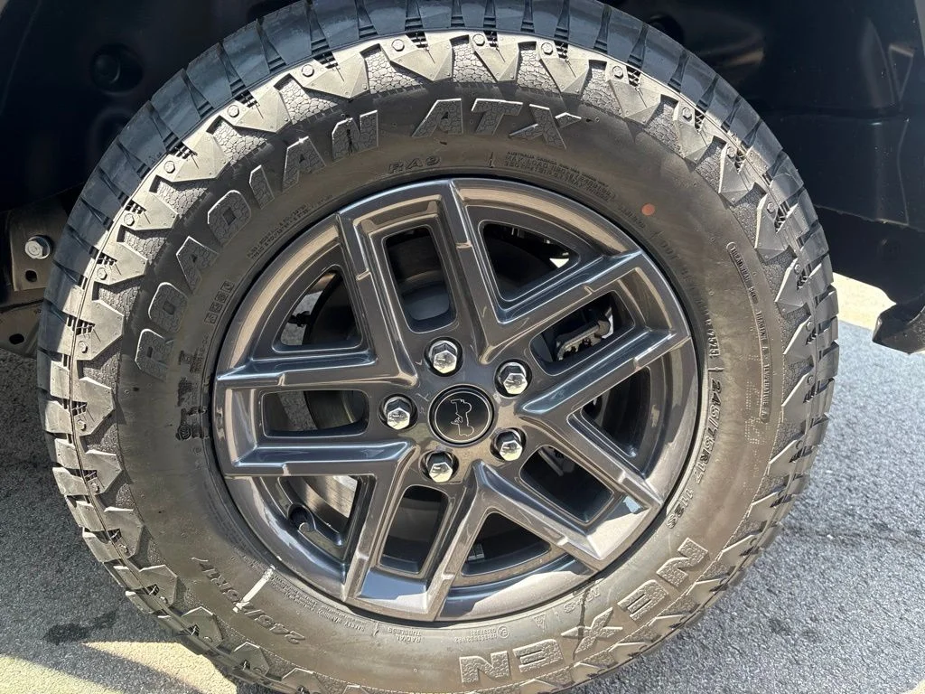 New 2026 Anvil Clear-Coat Exterior Paint Jeep Sport S image 29