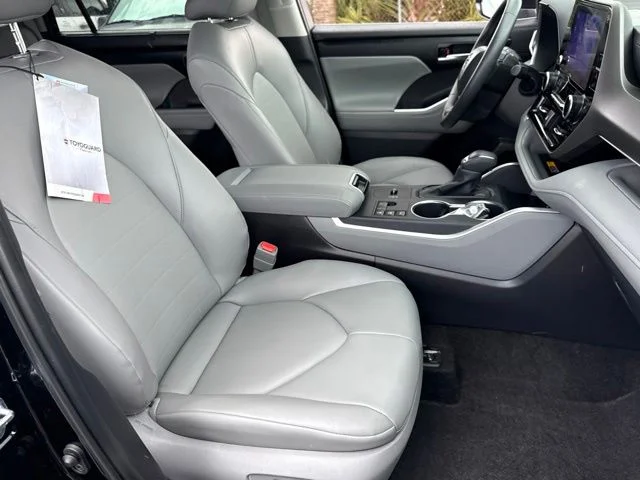 Used 2026 Black Toyota XLE image 25
