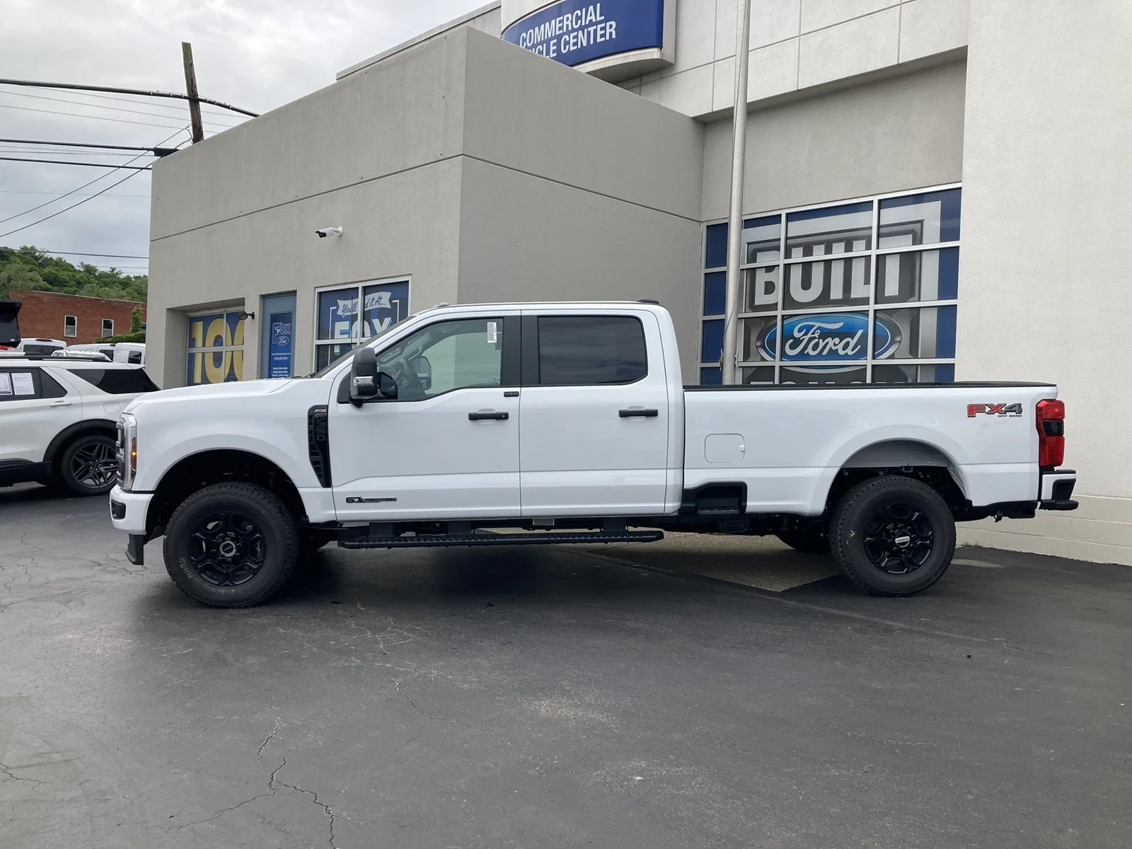 New 2026 Oxford White Ford F-350® XL image 5