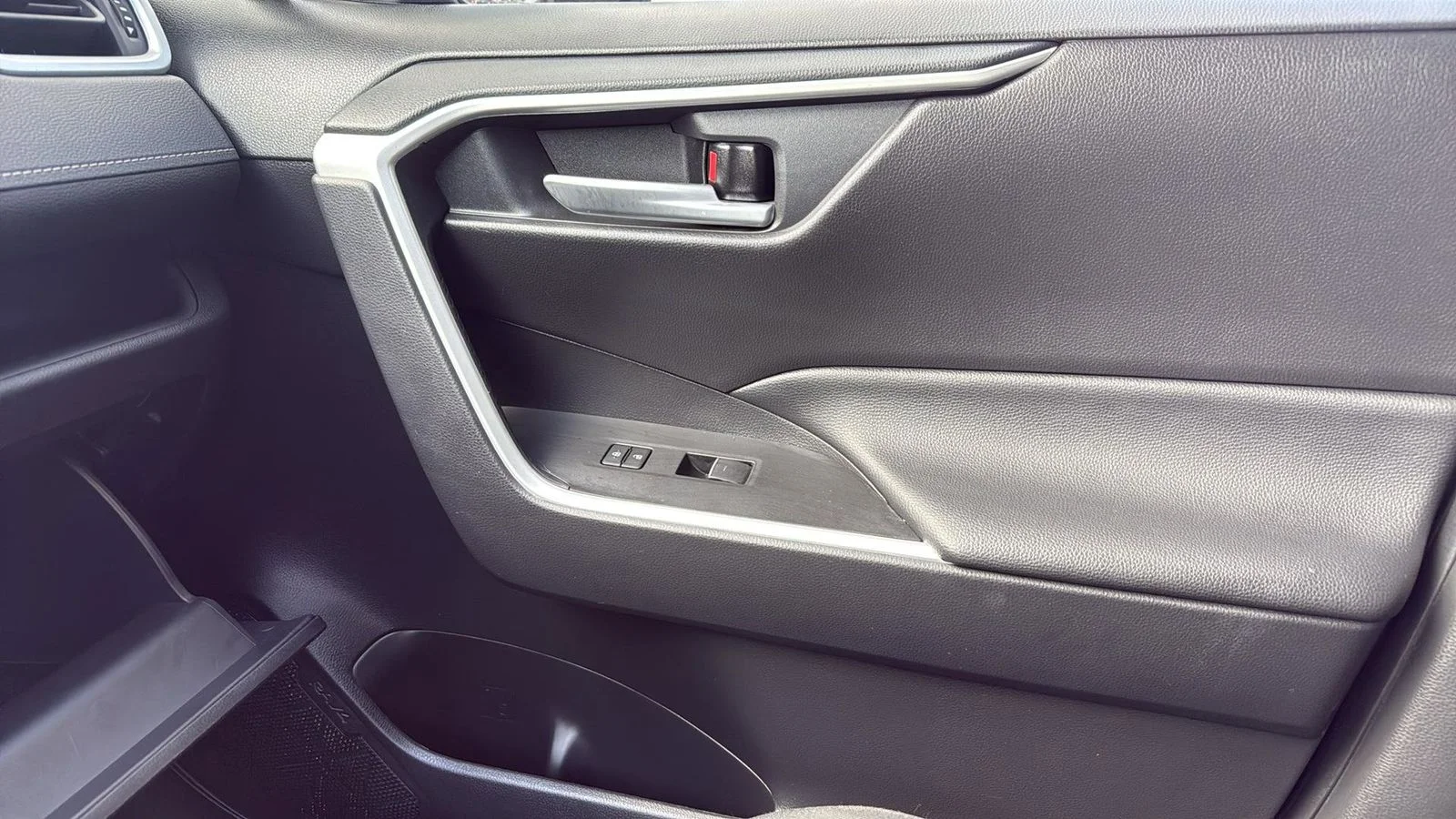 Used 2025 Gray Toyota XLE image 24
