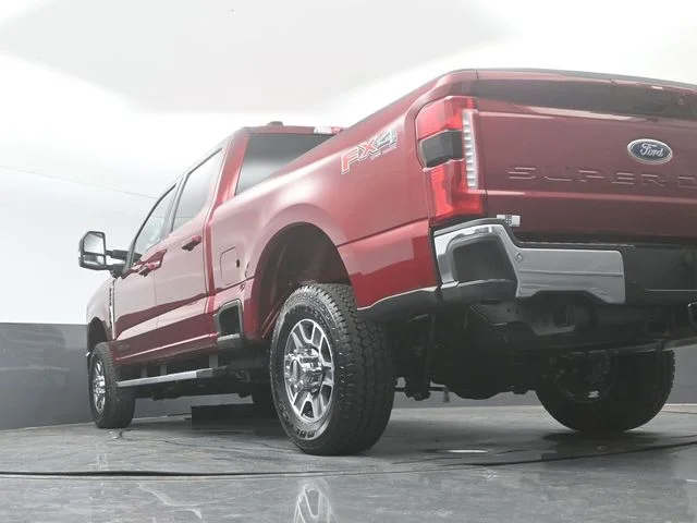 New 2026 Ruby Red Metallic Tinted Clearcoat Ford F-250® Lariat® image 23