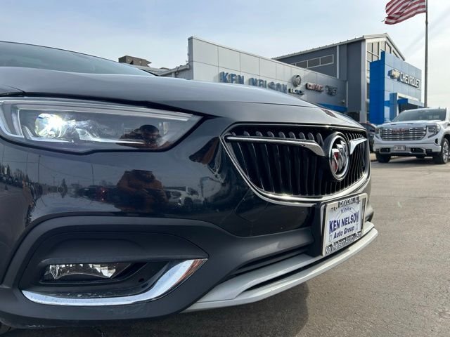 Used 2018 Buick Regal TourX Essence with VIN W04GV8SX1J1156255 for sale in Dixon, IL