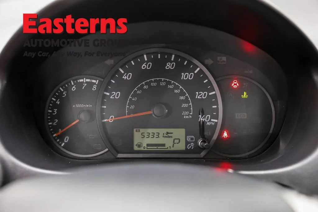 Used 2021 Gray Mitsubishi ES image 17