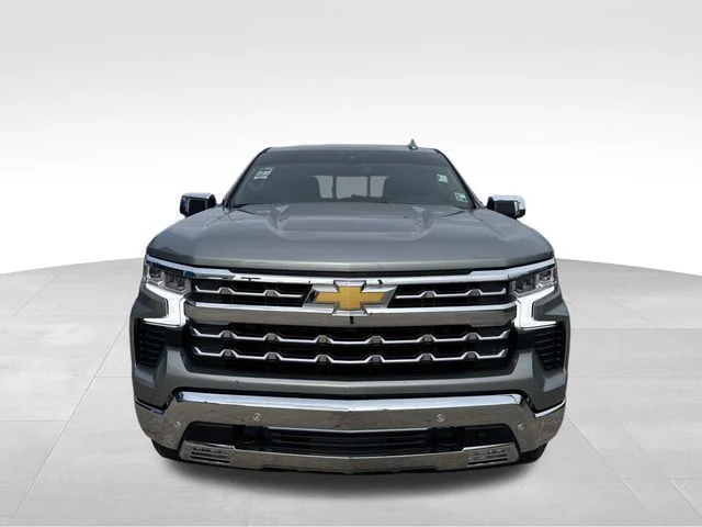 Used 2026 Gray Chevrolet LTZ image 4