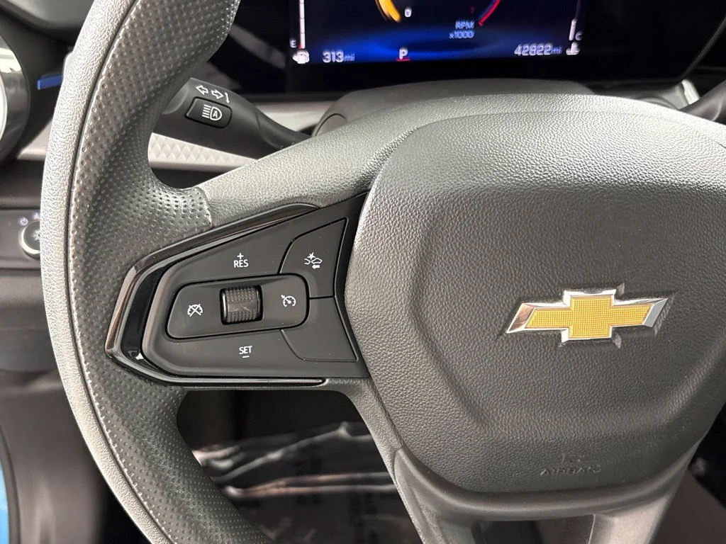 Used 2025 Blue Chevrolet LT image 32