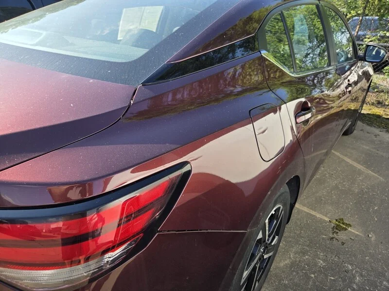 Used 2025 Rosewood NISSAN SV image 8