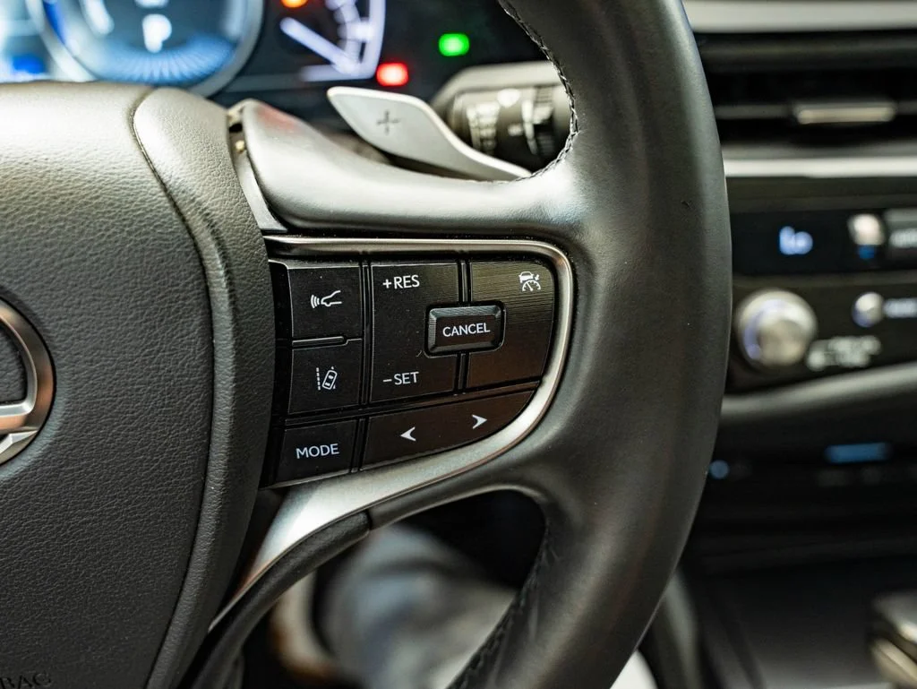 Used 2022 Graphite Black Lexus 300h image 26