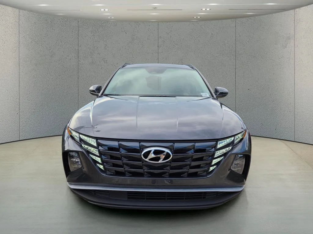 Used 2023 Gray Hyundai SEL image 8