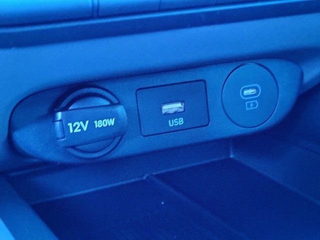 2025 Hyundai Elantra SEL - Photo 29
