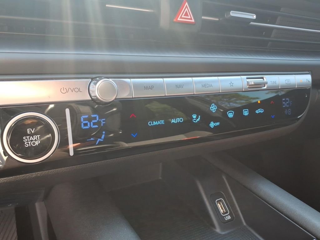 Certified Used 2024 Silver Hyundai SE Standard Range image 23
