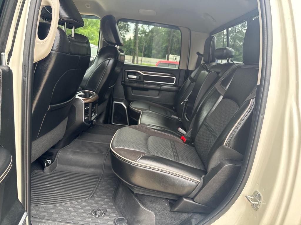 Used 2024 White Ram Laramie image 17