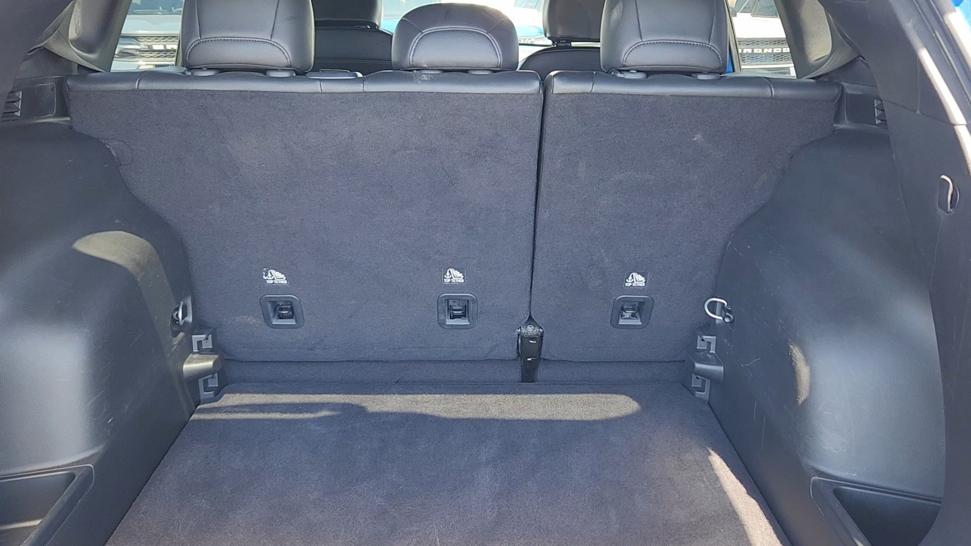 Used 2025 Hydro Blue Pearlcoat Jeep Limited image 19