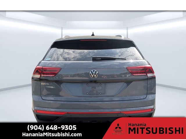 Used 2020 Gray Volkswagen 3.6L V6 SEL image 4