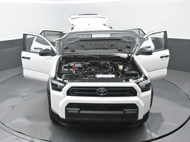 New 2026 Ice Cap Toyota SR5 image 32