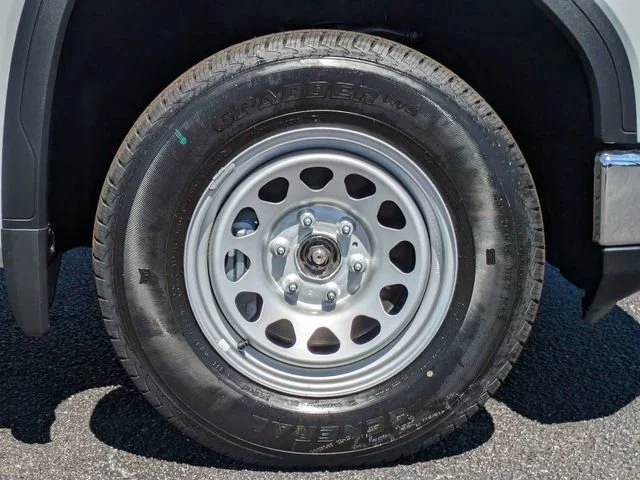 2025 GMC Sierra 1500 Pro - Photo 11