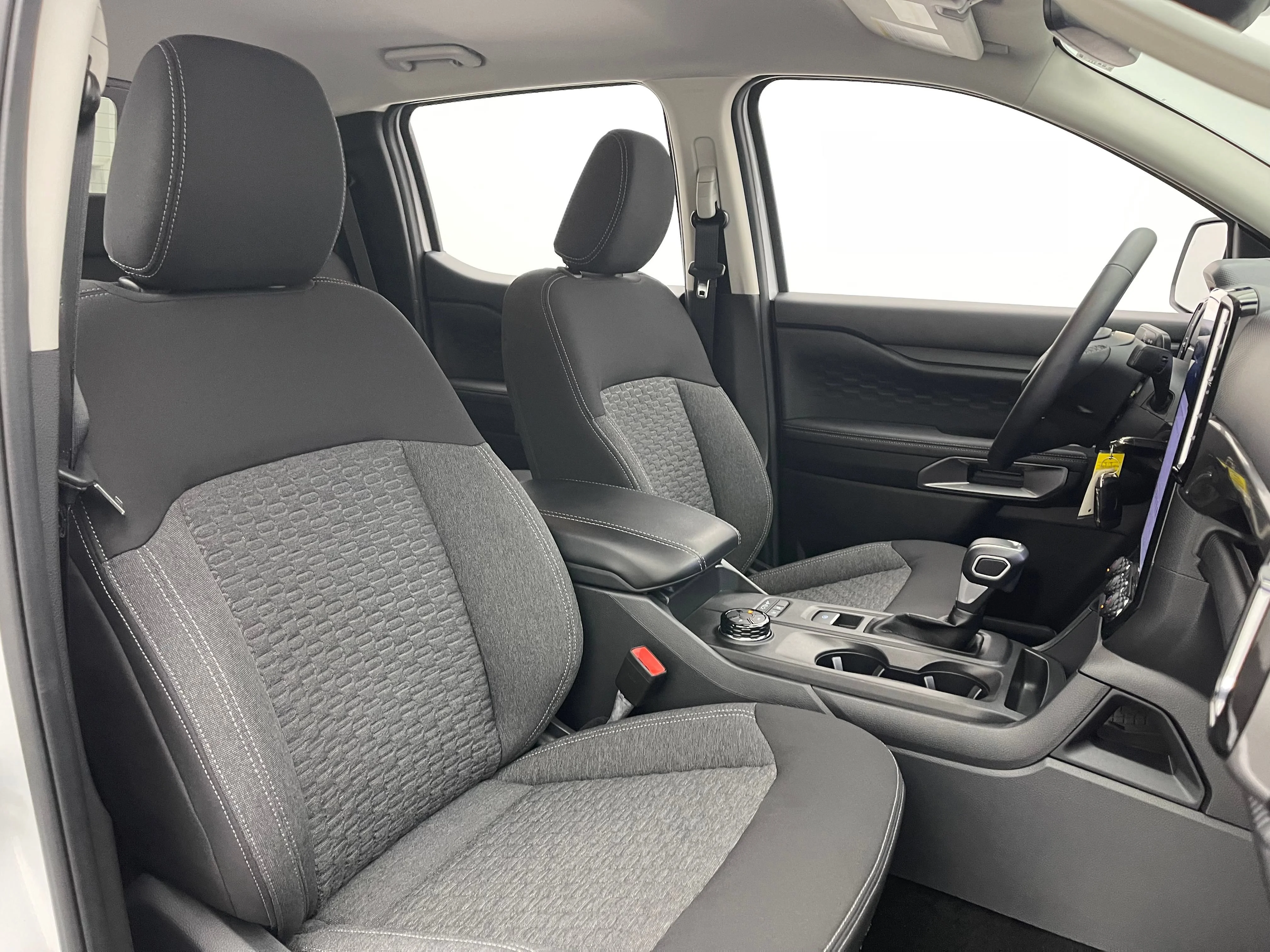 Used 2024 White Ford XLT image 31