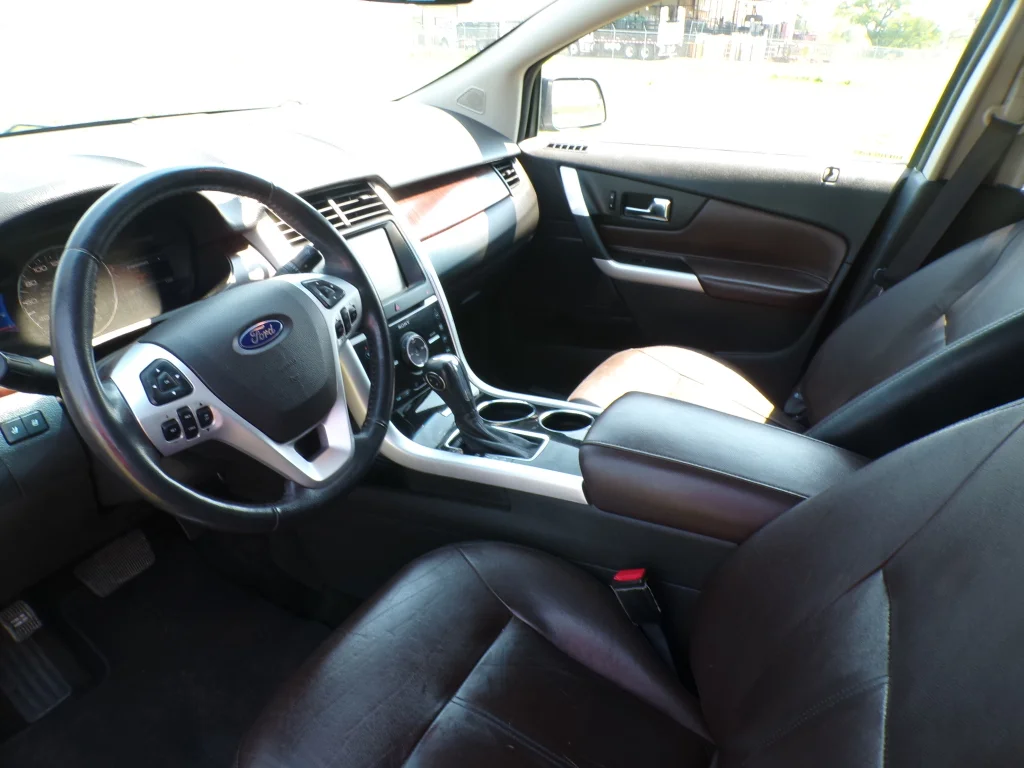 Used 2013 Kodiak Brown Metallic Ford Limited image 17