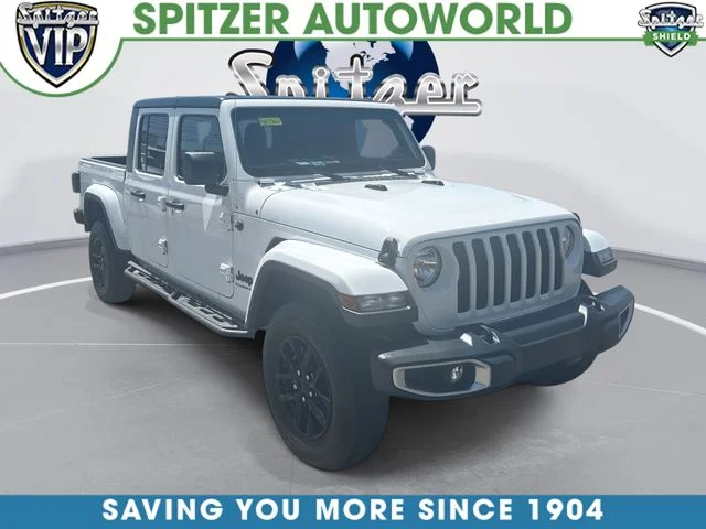 2023 Jeep Gladiator Sport S's photo