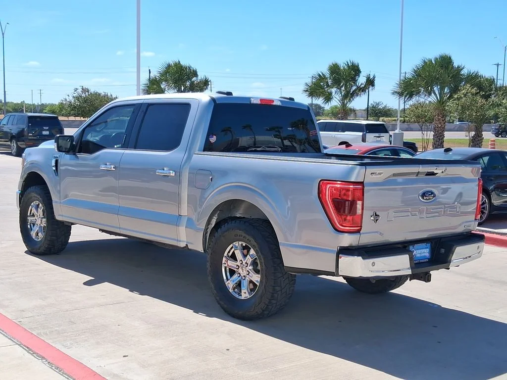 Certified Used 2022 Silver Ford XLT image 4