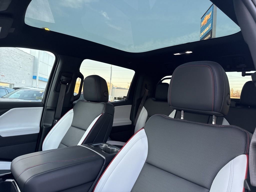 2025 Chevrolet Silverado EV RST - Photo 25