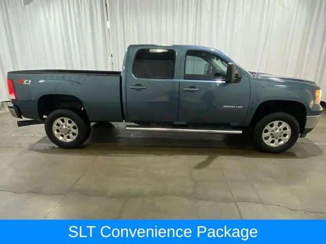 Used 2013 Gray GMC SLT image 2