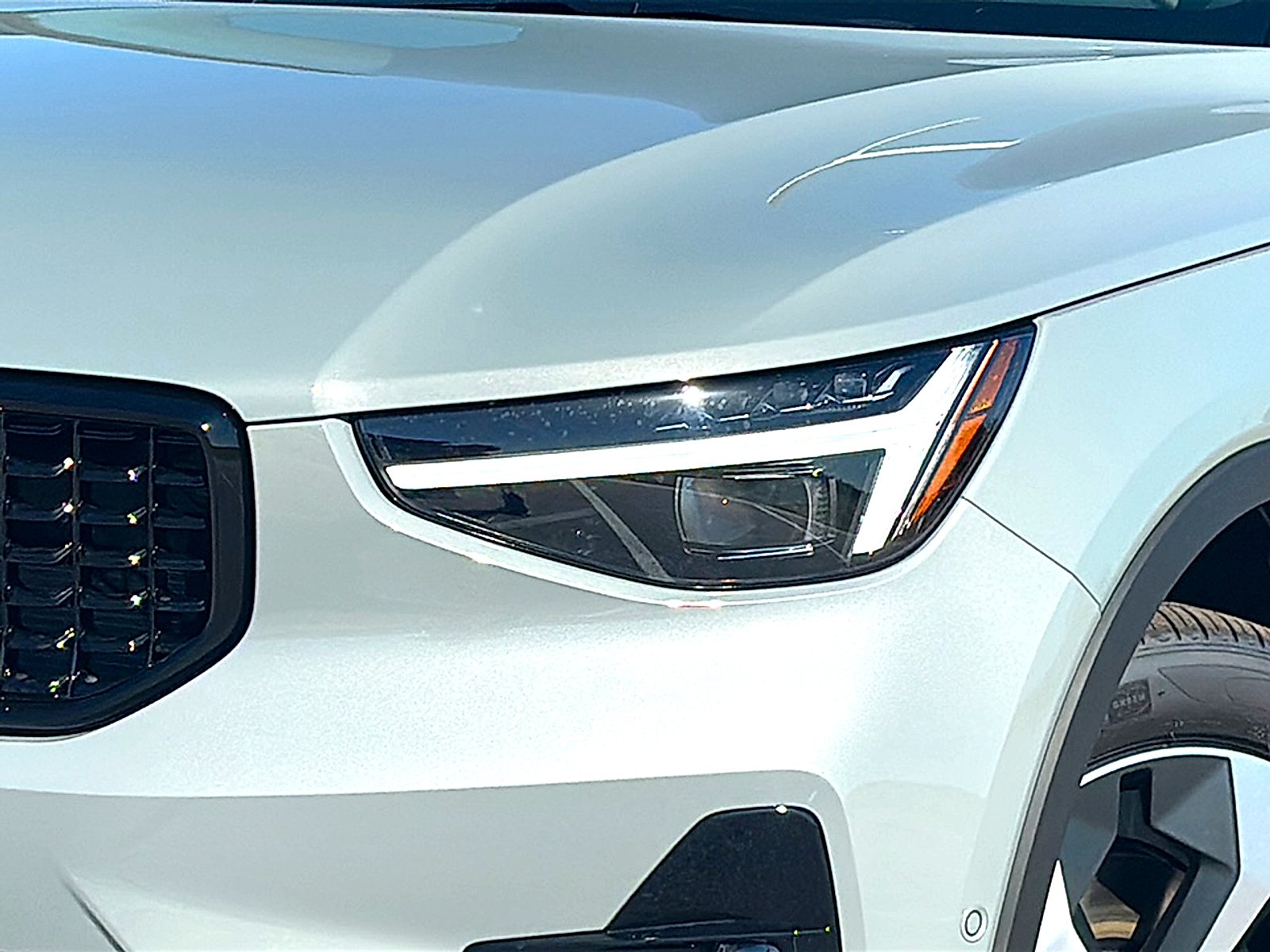 New 2026 Vapour Grey Volvo Plus image 4