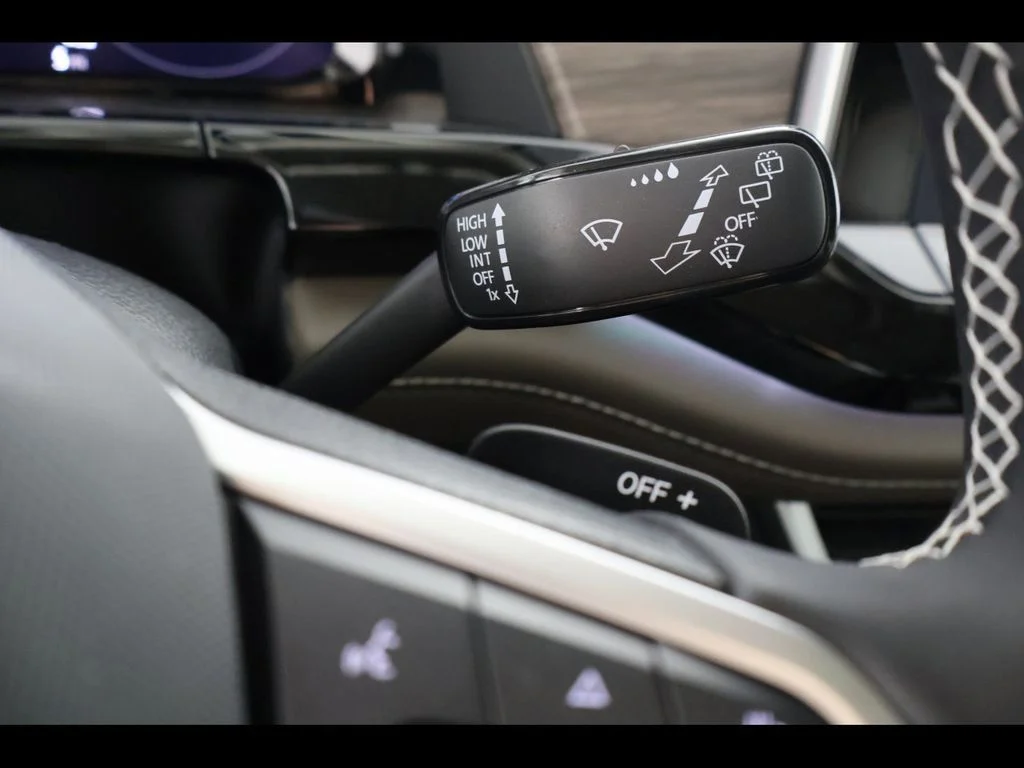 New 2026 Black Volkswagen 2.0T SEL image 26