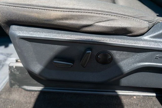 Used 2023 White Ford XLT image 19