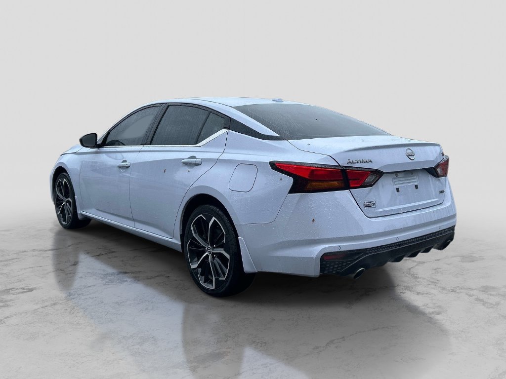 Used 2024 Gray Nissan 2.5 SR image 3