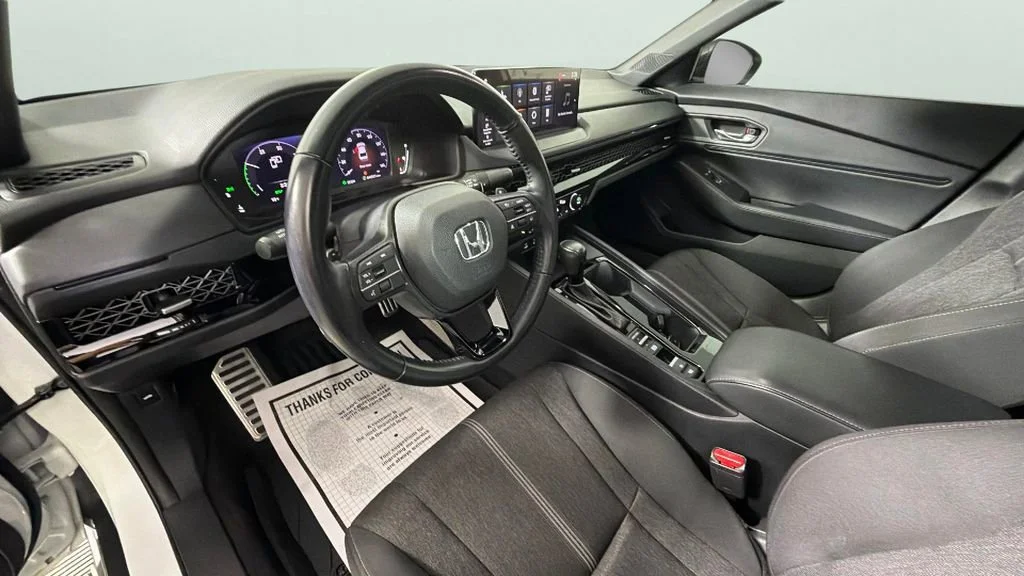 Used 2023 White Honda Sport image 18