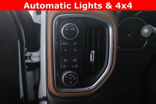 Used 2022 White Chevrolet High Country image 22