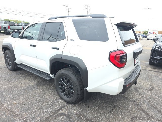 New 2026 White Toyota SR5 image 5