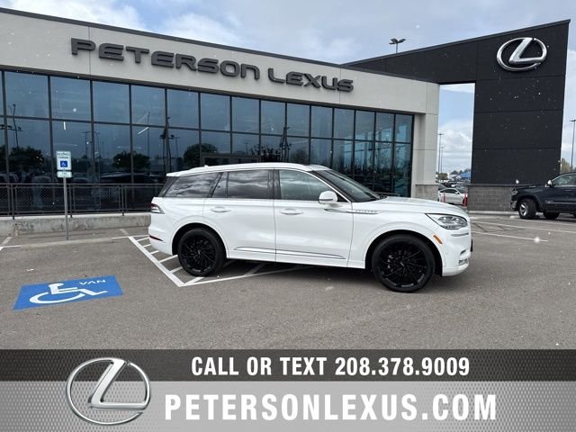 2022 Lincoln Aviator Reserve AWD's photo