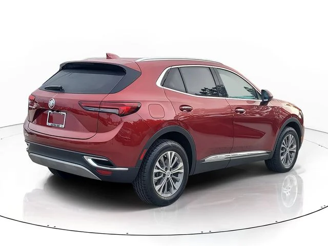 Used 2023  Buick Preferred image 5