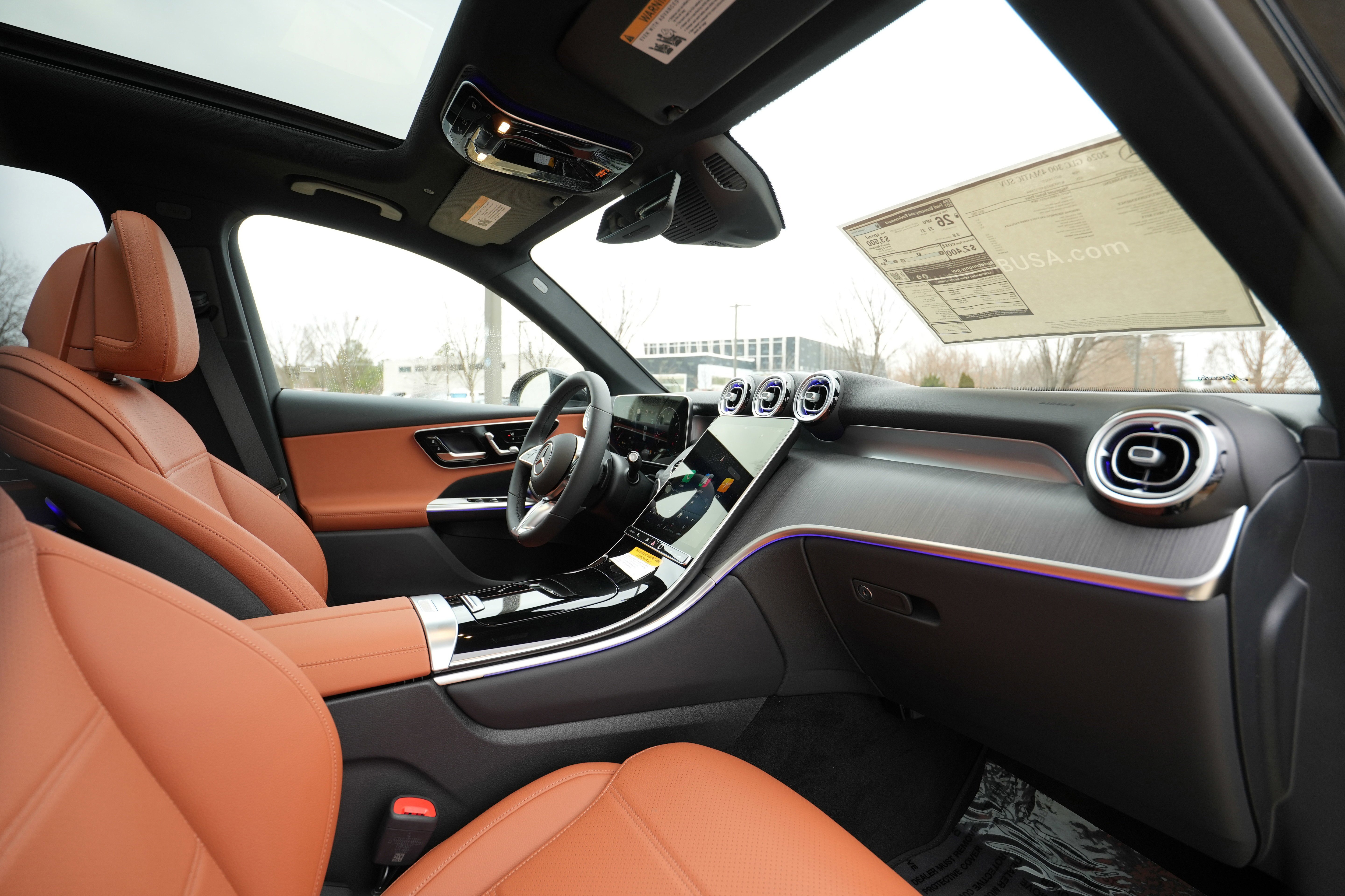 Used 2026 Black Mercedes-Benz GLC 300 image 39