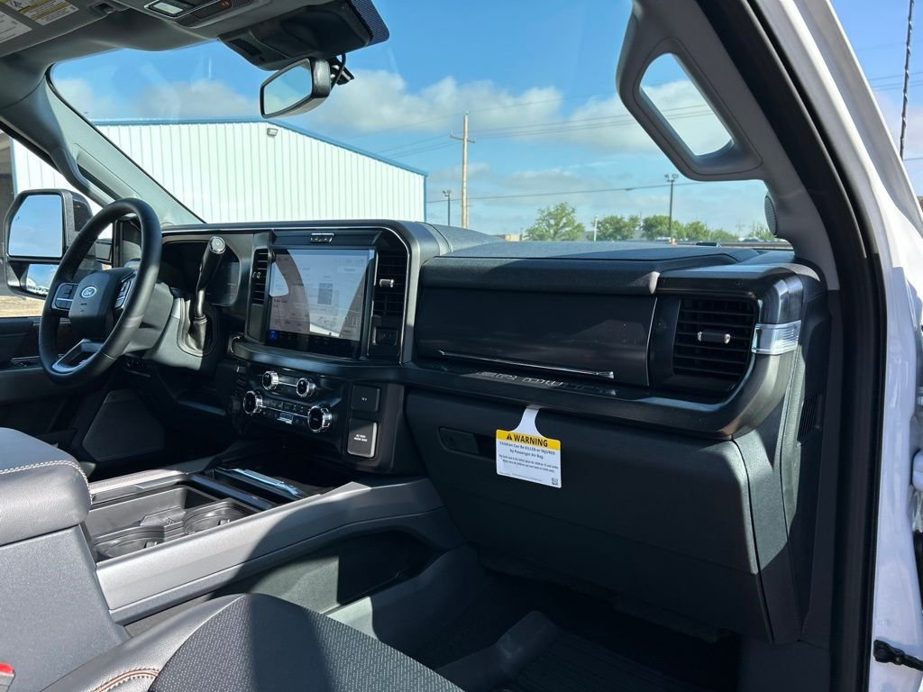 New 2026 Oxford White Ford Lariat image 48