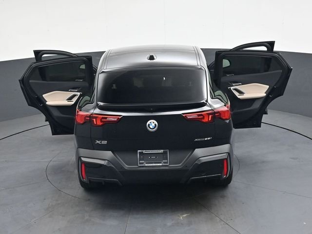Used 2025 Black BMW xDrive28i image 40
