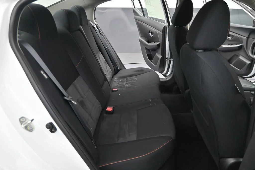 Used 2025 White Nissan SR image 30